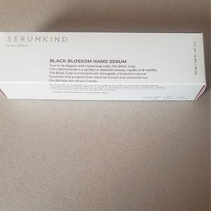 SERUMKIND Black Blossom Hand Serum 50 ml New In Box